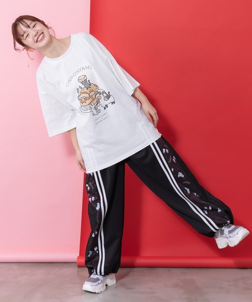 ScoLar Parity（スカラーパリティ）の「361109：桜咲千依さんコラボ第5弾 ちょこにゃんず ジャージ×デニム切替パンツ（その他パンツ・レディース・ブラック/サックスブルー・M）」の19枚目の写真