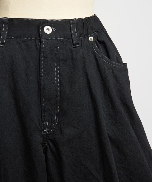gomme(ゴム)の「ドレープデニムパンツ(デニムパンツ・レディース・ブラック・MEDIUM)」の12枚目の写真