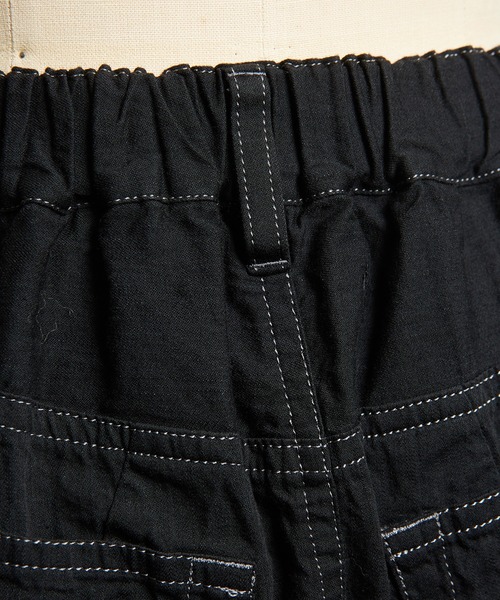 gomme(ゴム)の「ドレープデニムパンツ(デニムパンツ・レディース・ブラック・MEDIUM)」の17枚目の写真