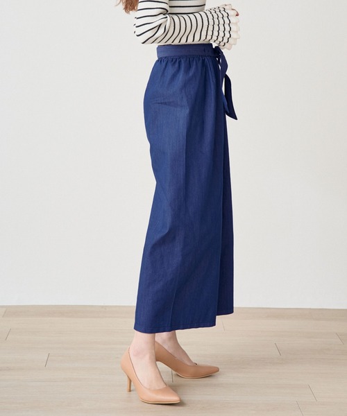 laulea（ラウレア）の「CVCスラブデニム クロプトワイドパンツ（デニムパンツ・レディース・ネイビー/サックスブルー/グレー/ブルー・M/L）」の13枚目の写真