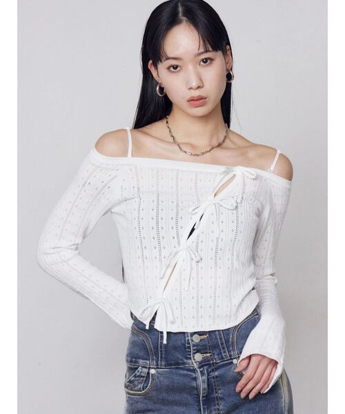 EMODA（エモダ）の「ホールリボン2WAYニット（ニット/セーター・レディース・レッド/ホワイト/グレー・FREE）」の9枚目の写真