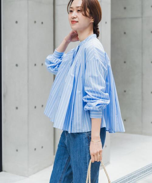 URBAN RESEARCH DOORS（アーバンリサーチドアーズ）の「ストライプリボンフレアブラウス｜春服/キレイめ/オフィスカジュアル/通勤（シャツ/ブラウス・レディース・オフホワイト/ブルー系その他・FREE）」の15枚目の写真