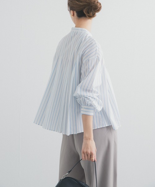 URBAN RESEARCH DOORS（アーバンリサーチドアーズ）の「ストライプリボンフレアブラウス（シャツ/ブラウス・レディース・オフホワイト/ブルー系その他・FREE）」の3枚目の写真