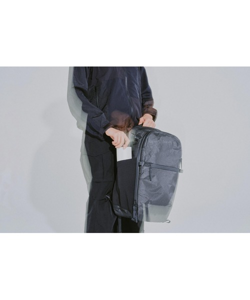 Aer(エアー)の「AER Travel Pack 4 28L Ultra / AER-28070(バックパック/リュック・メンズ・ブラック・FREE)」の19枚目の写真