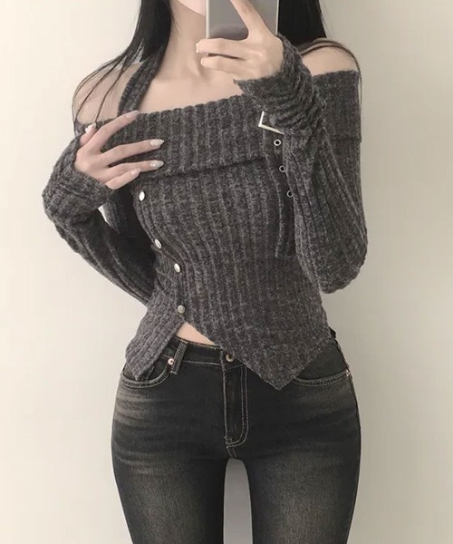 Emilie(エミリー)の「オフショルダー×ホルターネック リブニット(ニット/セーター・レディース・ベージュ/チャコールグレー/ピンク・FREE)」の8枚目の写真