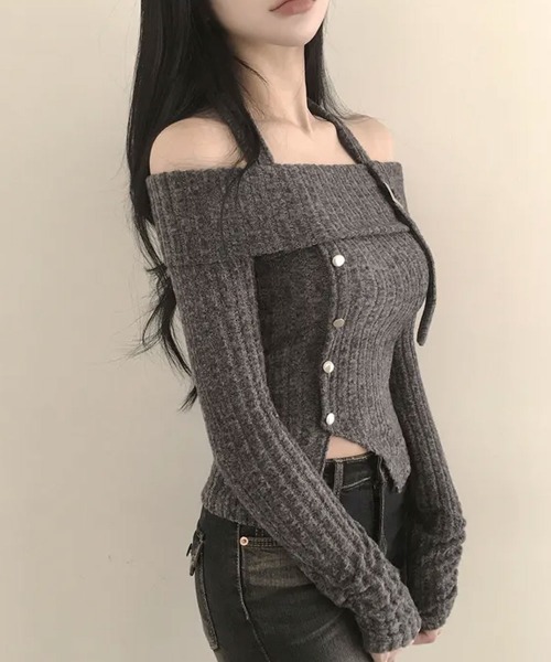 Emilie(エミリー)の「オフショルダー×ホルターネック リブニット(ニット/セーター・レディース・ベージュ/チャコールグレー/ピンク・FREE)」の15枚目の写真