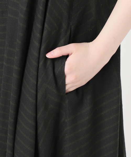 JOURNAL STANDARD（ジャーナルスタンダード）の「VISアサキカプリントワンピース（ワンピース・レディース・ブラウン/グリーン・FREE）」の8枚目の写真