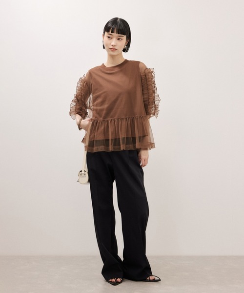 ADAM ET ROPE'(アダムエロペ)の「【サステナブル】フリルギャザーチュールトップス(Tシャツ/カットソー・レディース・ブラック/ホワイト/ブラウン・FREE)」の22枚目の写真
