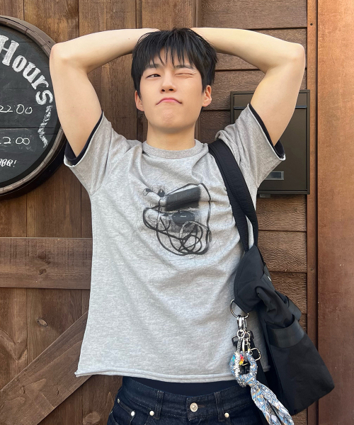 MAISON MINED(メゾンミネド)の「MP3 GRAPHIC LAYERED HALF T MELANGE GRAY(Tシャツ/カットソー・メンズ・その他・SMALL/MEDIUM/LARGE)」の17枚目の写真