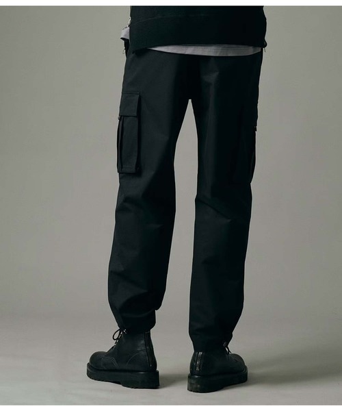 junhashimoto（ジュンハシモト）の「TECH CARGO PANTS（カーゴパンツ・メンズ・ブラック・5）」の4枚目の写真