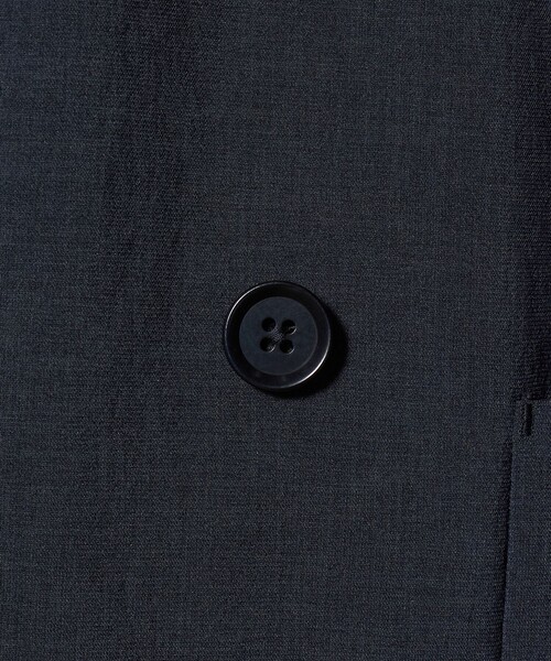 UNITED ARROWS(ユナイテッドアローズ)の「ポリエステル T&T ダブル 4ボタン テーラードジャケット UA COZY ウォッシャブル ヨコストレッチ(テーラードジャケット・メンズ・ネイビー・XXL/XL/S/L/M)」の14枚目の写真