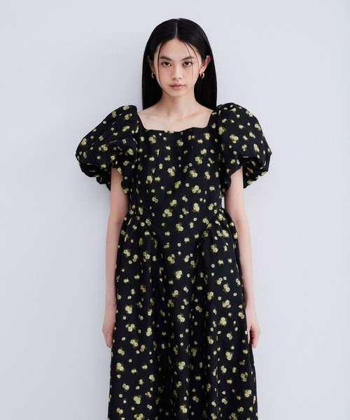 ANDRESD(アンドレスド)の「フラワージャガードフォルムドレス / flower jacquard forme dress(ドレス・レディース・ブラック×グレー/ホワイト×イエロー/ブラック×イエロー・MT/M/S)」の14枚目の写真