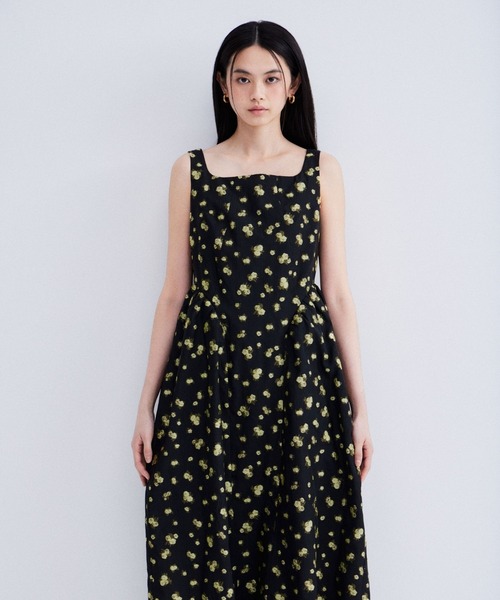 フラワージャガードフォルムドレス / flower jacquard forme dress