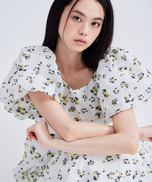 ANDRESD(アンドレスド)の「フラワージャガードフォルムドレス / flower jacquard forme dress(ドレス・レディース・ブラック×グレー/ホワイト×イエロー/ブラック×イエロー・MT/M/S)」の20枚目の写真