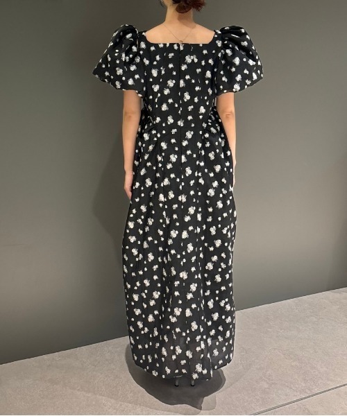 フラワージャガードフォルムドレス / flower jacquard forme dress