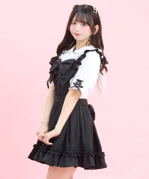 Secret Honey(シークレットハニー)の「リボン付エプロンジャンパードレス(スカート・レディース・ブラック/ピンク・MEDIUM)」の7枚目の写真