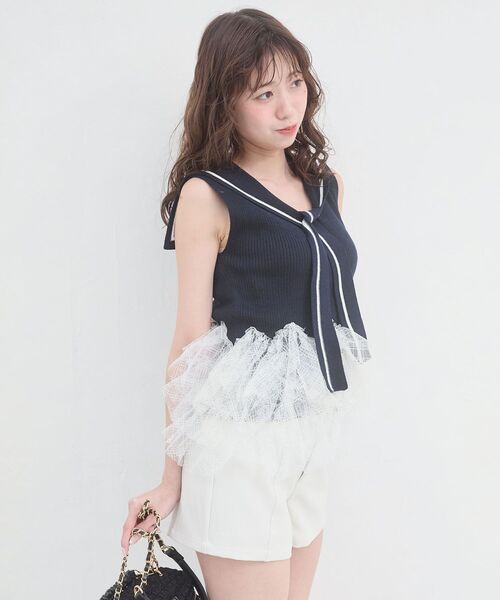 MAJESTIC LEGON(マジェスティックレゴン)の「チュールペプラムフリルセーラーニット(ニット/セーター・レディース・アイボリー/ブラック/ネイビー・MEDIUM)」の6枚目の写真