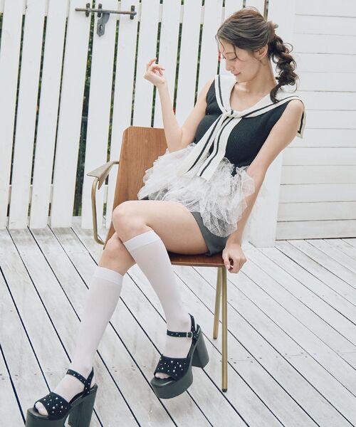 MAJESTIC LEGON(マジェスティックレゴン)の「チュールペプラムフリルセーラーニット(ニット/セーター・レディース・アイボリー/ブラック/ネイビー・MEDIUM)」の11枚目の写真