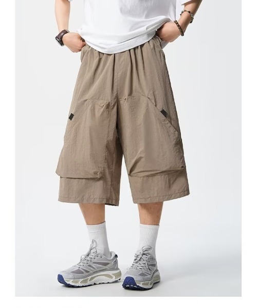 Ritzy(リッツィー)の「ビッグポケット付きワイドハーフパンツ カーゴパンツ(カーゴパンツ・メンズ・ネイビー/カーキ・L/M/XL)」の6枚目の写真
