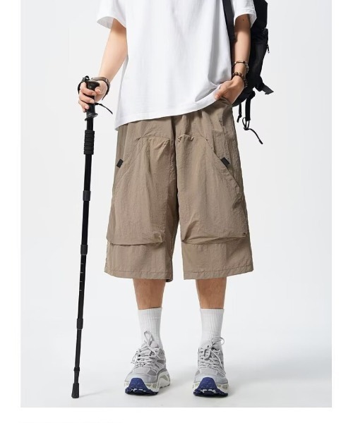Ritzy(リッツィー)の「ビッグポケット付きワイドハーフパンツ カーゴパンツ(カーゴパンツ・メンズ・ネイビー/カーキ・L/M/XL)」の8枚目の写真