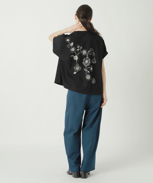 ZUCCa(ズッカ)の「(S)DRAWING FLOWER PRINT T / S(Tシャツ/カットソー・レディース・ホワイト/ブラック/イエロー・M size)」の2枚目の写真