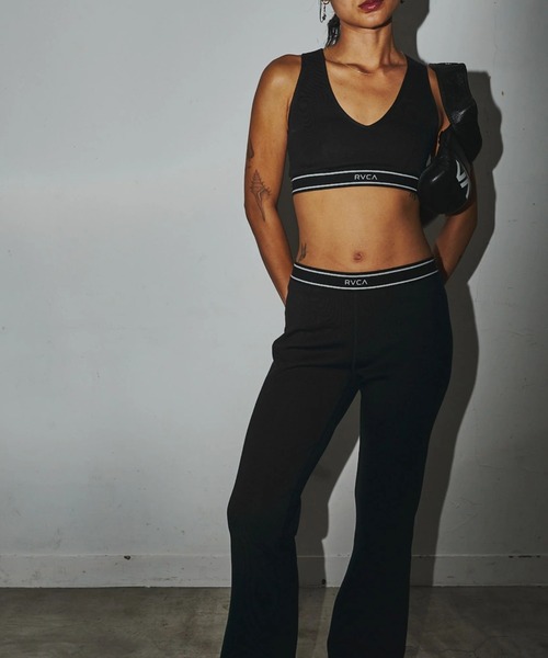 RVCA(ルーカ)の「【RVCA/ルーカ】RVCA UTILITY SPORT B/4WAYストレッチ・吸水速乾・UPF50+UVプロテクトブラトップ(スポーツブラ・レディース・ブラック・SMALL/MEDIUM)」の9枚目の写真