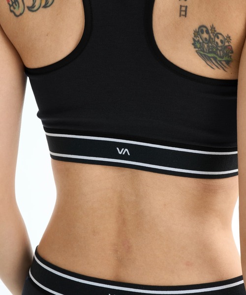 RVCA(ルーカ)の「【RVCA/ルーカ】RVCA UTILITY SPORT B/4WAYストレッチ・吸水速乾・UPF50+UVプロテクトブラトップ(スポーツブラ・レディース・ブラック・SMALL/MEDIUM)」の5枚目の写真