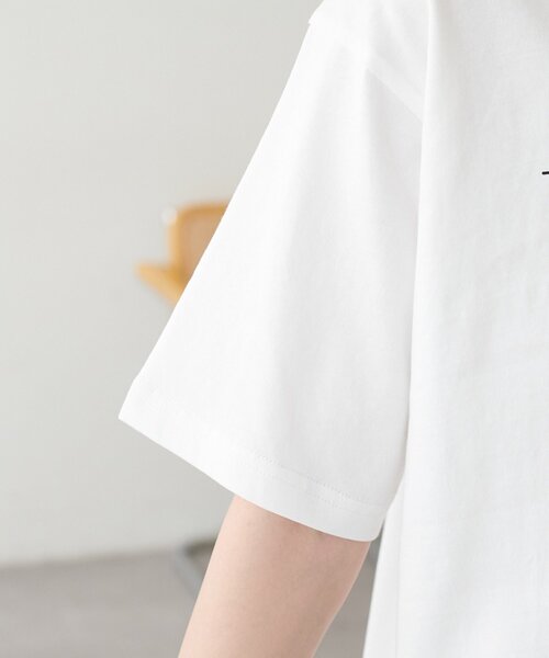 DISCOAT(ディスコート)の「【Enlude/着回し抜群◎】フレンチロゴTシャツ《ユニセックス》(Tシャツ/カットソー・レディース・キャメル/オフホワイト/ブルー/チャコールグレー/ブラウン・SMALL/MEDIUM)」の22枚目の写真