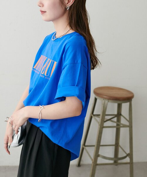 DISCOAT(ディスコート)の「【Enlude/着回し抜群◎】フレンチロゴTシャツ《ユニセックス》(Tシャツ/カットソー・レディース・キャメル/オフホワイト/ブルー/チャコールグレー/ブラウン・SMALL/MEDIUM)」の15枚目の写真