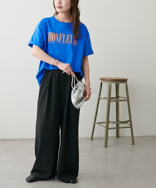 DISCOAT(ディスコート)の「【Enlude/着回し抜群◎】フレンチロゴTシャツ《ユニセックス》(Tシャツ/カットソー・レディース・キャメル/オフホワイト/ブルー/チャコールグレー/ブラウン・SMALL/MEDIUM)」の12枚目の写真