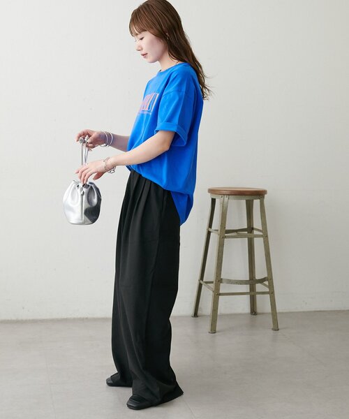 DISCOAT(ディスコート)の「【Enlude/着回し抜群◎】フレンチロゴTシャツ《ユニセックス》(Tシャツ/カットソー・レディース・キャメル/オフホワイト/ブルー/チャコールグレー/ブラウン・SMALL/MEDIUM)」の11枚目の写真