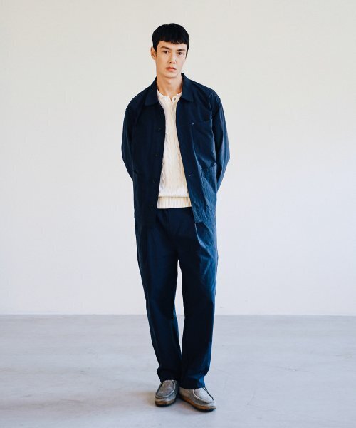 YALE(イェール)の「NYLON OXFORD W/R FRENCH WORK JACKET NAVY(ナイロンジャケット・レディース・その他・LARGE/MEDIUM)」の4枚目の写真