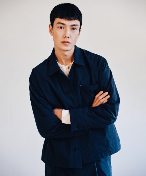YALE(イェール)の「NYLON OXFORD W/R FRENCH WORK JACKET NAVY(ナイロンジャケット・レディース・その他・LARGE/MEDIUM)」の2枚目の写真