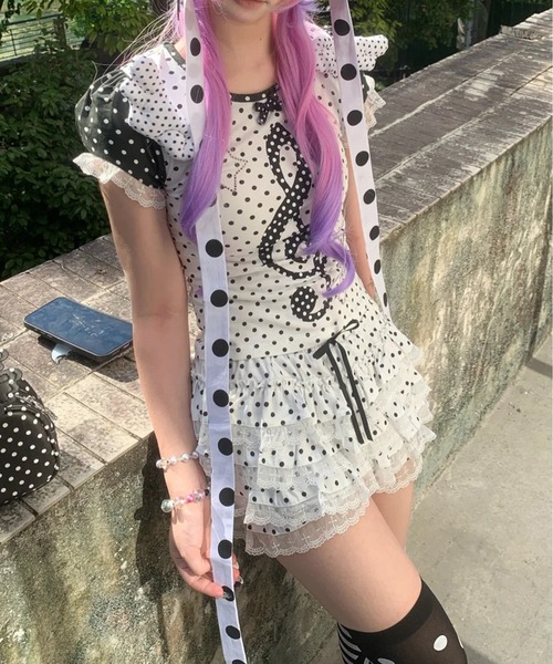 AsheKsha(アシクシャ)の「音符と羽根のデザインが施されたTシャツ(Tシャツ/カットソー・レディース・ホワイト・M)」の4枚目の写真