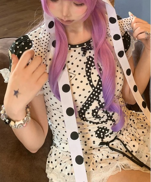 AsheKsha(アシクシャ)の「音符と羽根のデザインが施されたTシャツ(Tシャツ/カットソー・レディース・ホワイト・M)」の3枚目の写真