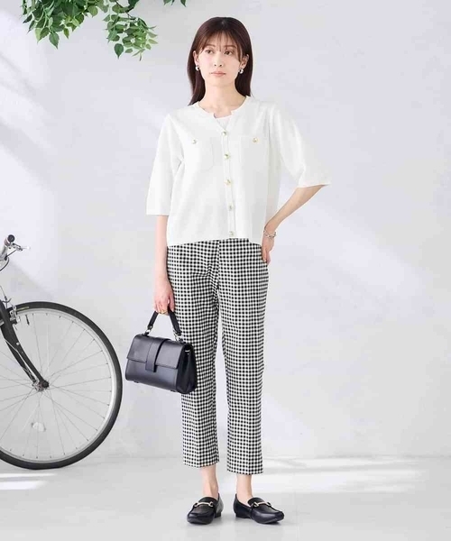 a.v.v(アーヴェヴェ)の「スティックパンツ(その他パンツ・レディース・ホワイト/ブラック・38/36/40)」の11枚目の写真