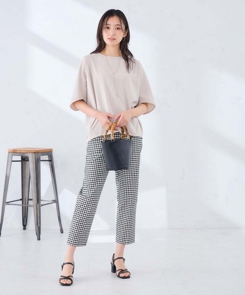 a.v.v(アーヴェヴェ)の「スティックパンツ(その他パンツ・レディース・ホワイト/ブラック・38/36/40)」の18枚目の写真