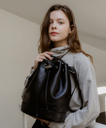 Cle de bucket bag _Black