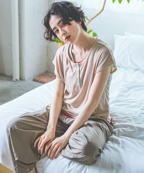 niko and...(ニコアンド)の「ヘンリーレイヤードフレンチプルオーバー(Tシャツ/カットソー・レディース・ブラック/ベージュ/ダークブラウン/グレー・FREE)」の12枚目の写真