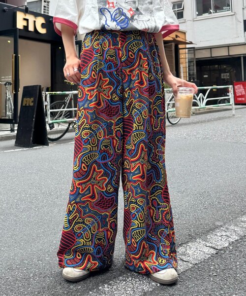 SOUNDSGOOOOD(サウンズグッド)の「【SOUNDS GOOOOD】サイケデリック柄ロングパンツ(その他パンツ・メンズ・ブラック・ONE SIZE)」の5枚目の写真
