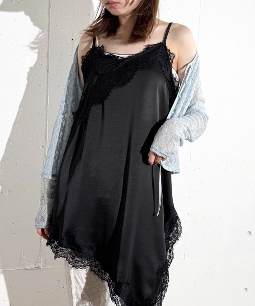 MAISON SELECT(メゾンセレクト)の「6C89 サテンアシメヘム キャミワンピース(キャミソール・レディース・ブラック/ライトグリーン/アイボリー・FREE)」の15枚目の写真