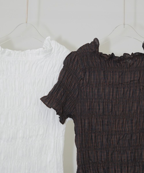 chuclla(チュクラ)の「フリルネックシャーリングトップス chw26s357(Tシャツ/カットソー・レディース・ブラウン/ホワイト・FREE)」の20枚目の写真