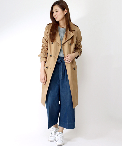 LBC（エルビーシー）の「コットン40/2ツイルトレンチコート（トレンチコート・レディース・オリーブ/ネイビー/ベージュ・LARGE/MEDIUM）」の2枚目の写真