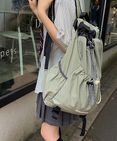 WESTBOY(ウエストボーイ)の「Y2K 巾着 ナイロン ナップサック WO26W2BG07(バックパック/リュック・メンズ・グリーン/ブラック・FREE)」の2枚目の写真