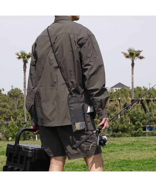 ROOT CO.(ルート)の「ROOT CO. H2O WaterProof Shell. IPX8 for SmartPhone(ブラック)(スマホケース/カバー・メンズ・ブラック・FREE)」の7枚目の写真