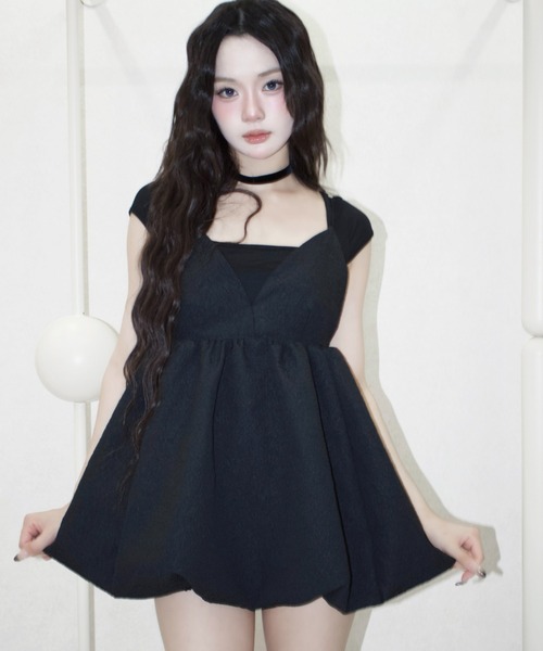 REINE NOIRE(レーヌノワール)の「mini balloon dress. / ミニバルーンドレス(ワンピース・レディース・ブラック・FREE)」の5枚目の写真