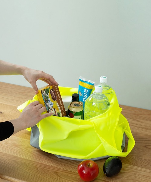 TIMELESS COMFORT(タイムレスコンフォート)の「REFLECT SHOPPING BAG Lサイズ(エコバッグ/サブバッグ・レディース・ピンク/オレンジ/イエロー・ONE SIZE)」の6枚目の写真