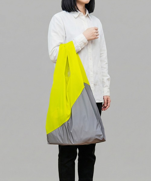 TIMELESS COMFORT(タイムレスコンフォート)の「REFLECT SHOPPING BAG Lサイズ(エコバッグ/サブバッグ・レディース・ピンク/オレンジ/イエロー・ONE SIZE)」の7枚目の写真