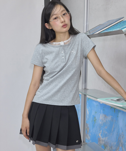 RONRON(ロンロン)の「R CONTRAST HEM PLEATS MINI SKIRT BLACK(スカート・レディース・その他・MEDIUM/SMALL)」の3枚目の写真