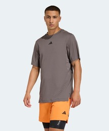 D4T PrimeLift スリーストライプス半袖Tシャツ / アディダス adidas